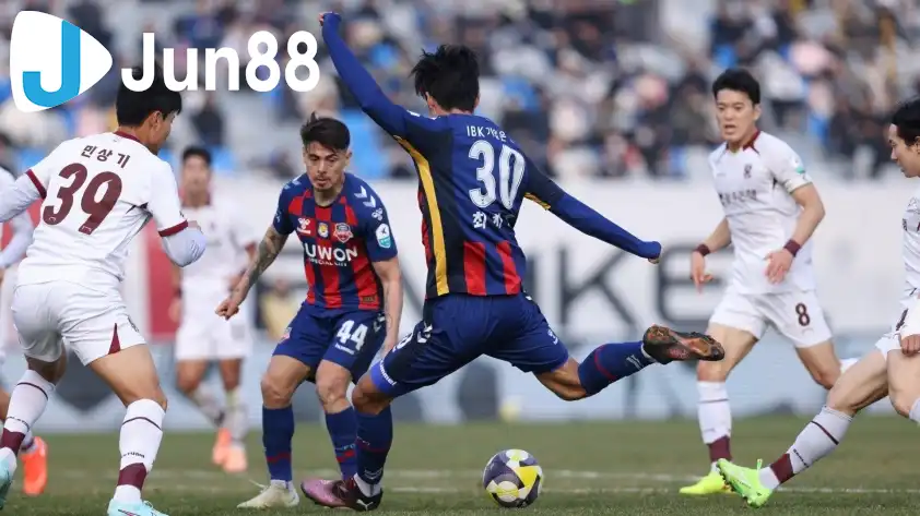 Suwon FC được đánh giá cao hơn ở trận đấu này. Suwon FC được đánh giá cao hơn ở trận đấu này.
